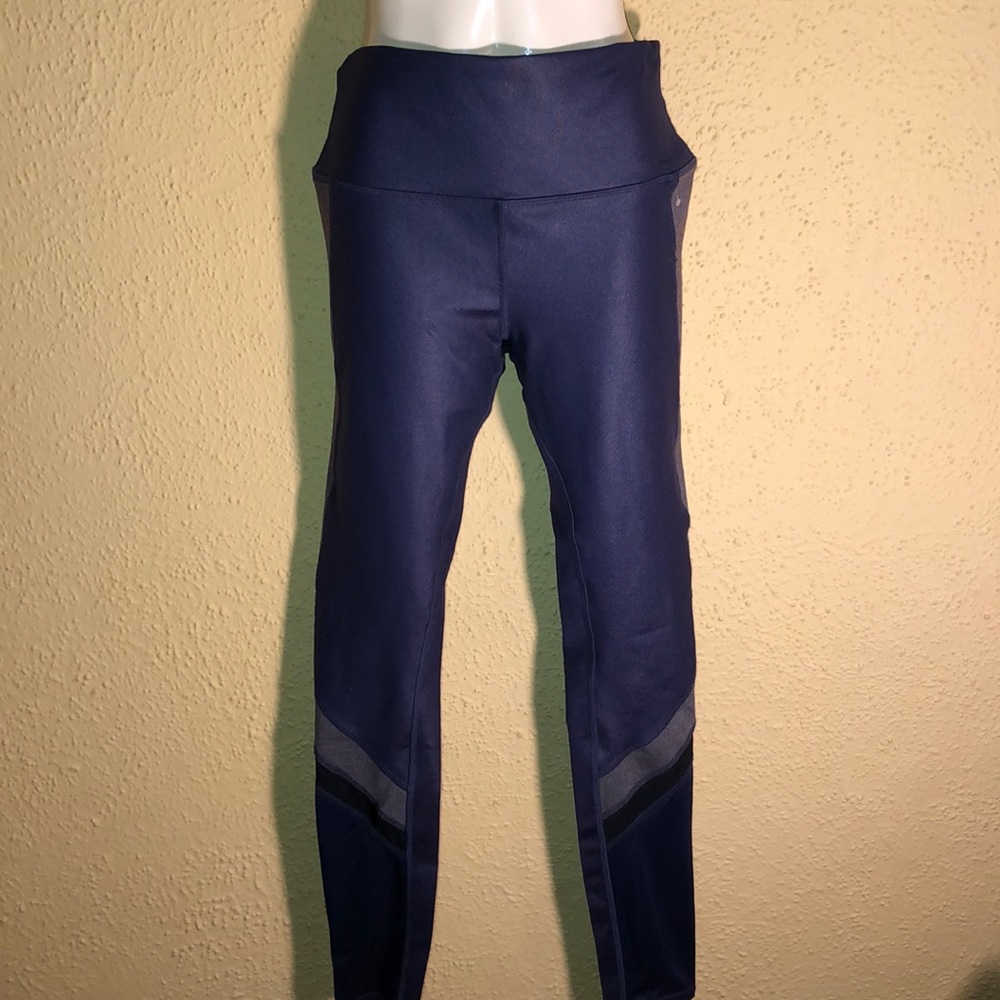 Blue ALO LEGGINGS SIZE M